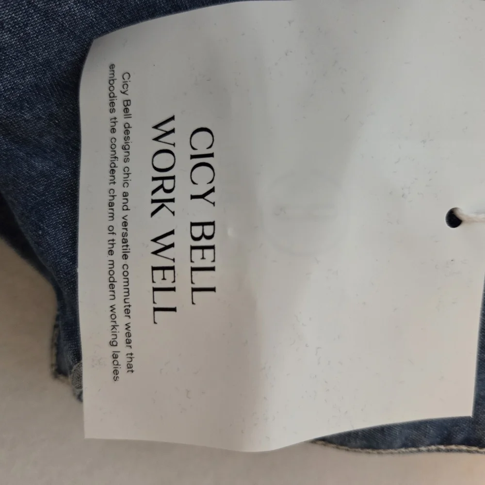 Cicy Bell Soft Denim High-Waisted Women Shorts Size 6? - Picture 7 of 12